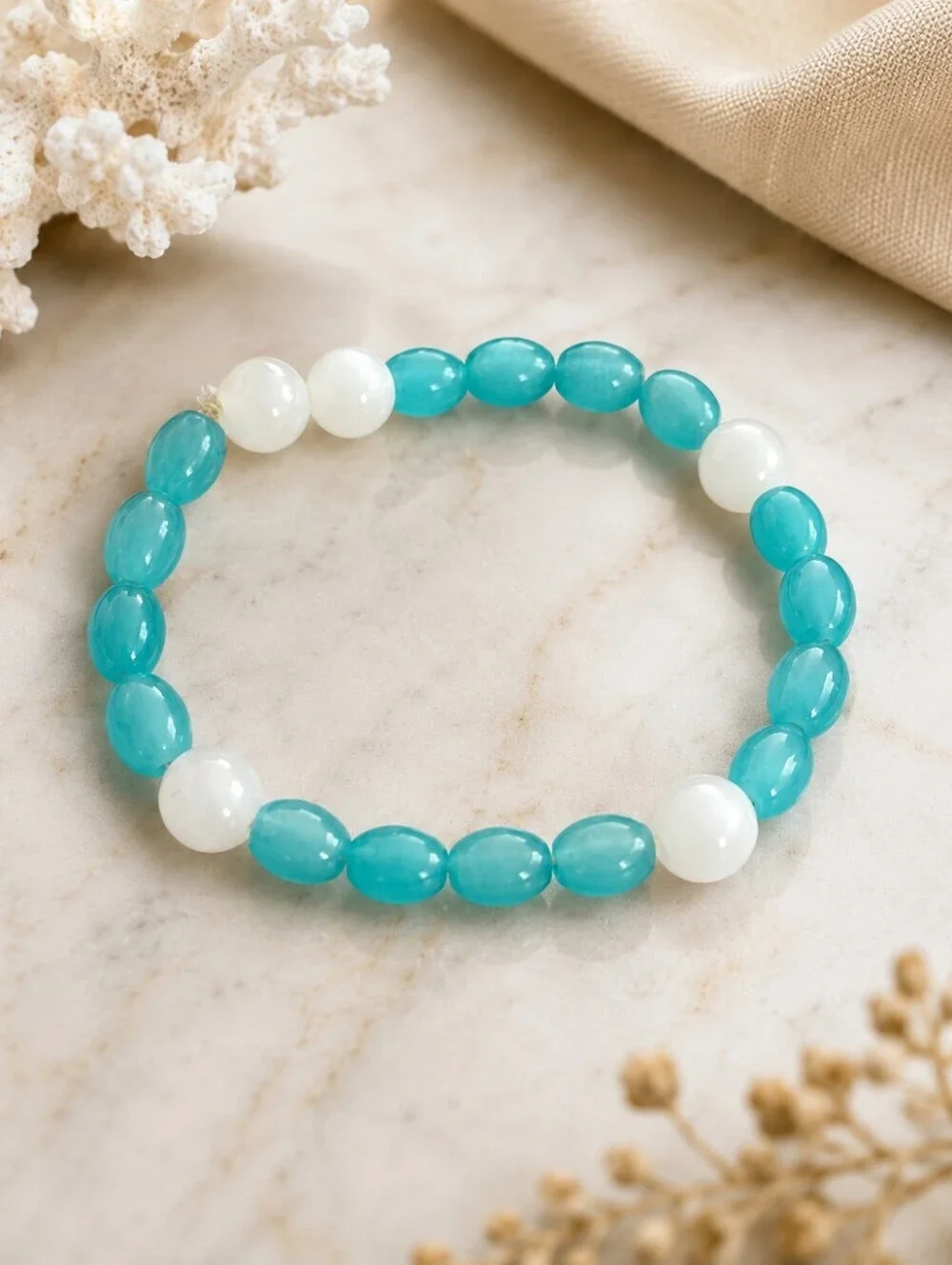 🌸2/$16🌸 Ocean Breeze Aqua & White Beaded Stretch Bracelet
